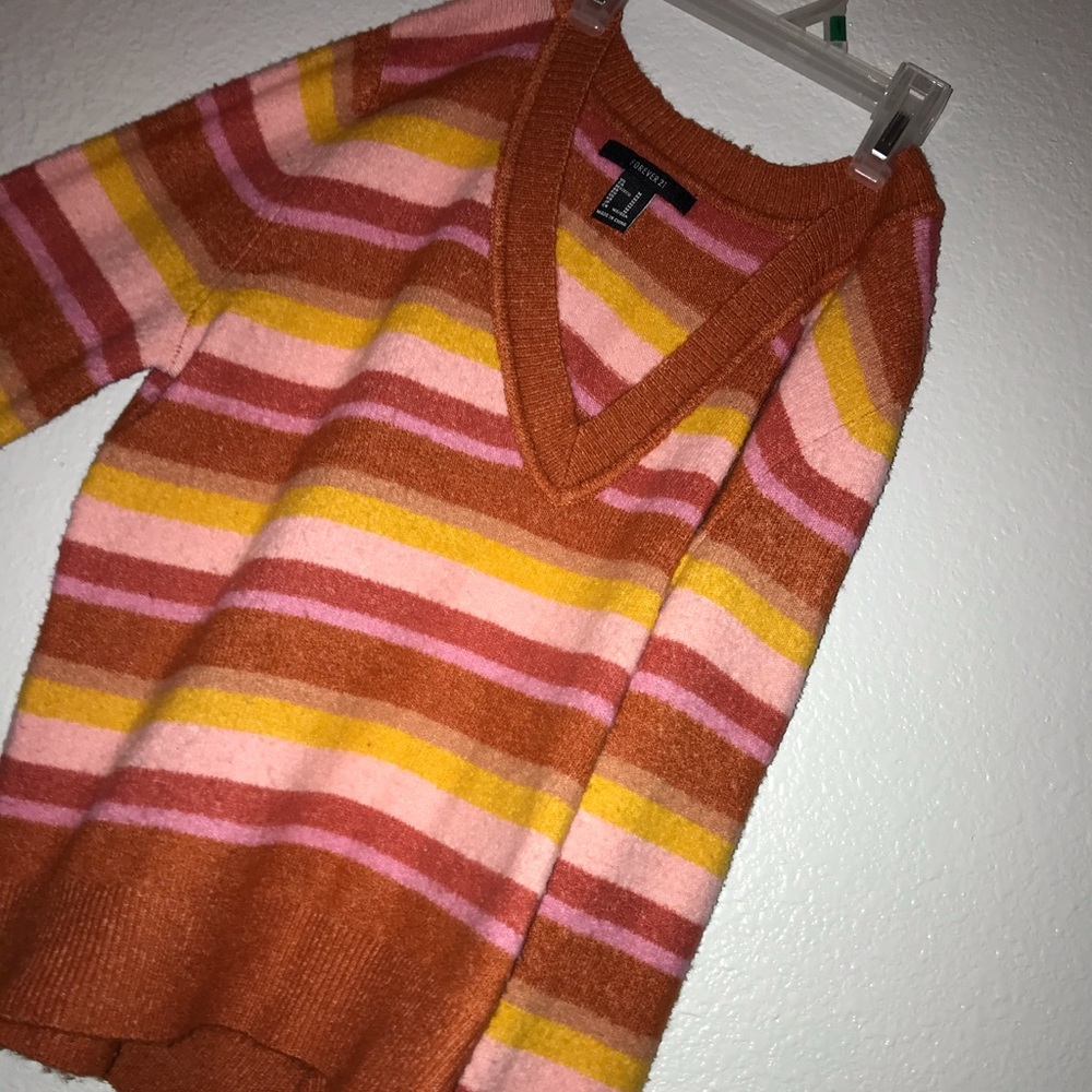 V neck top